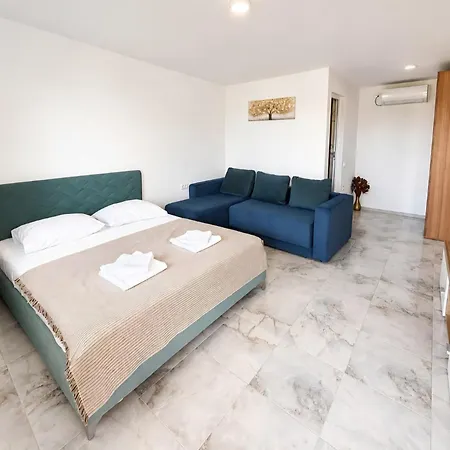 Casa de hóspedes Pensiunea 3*